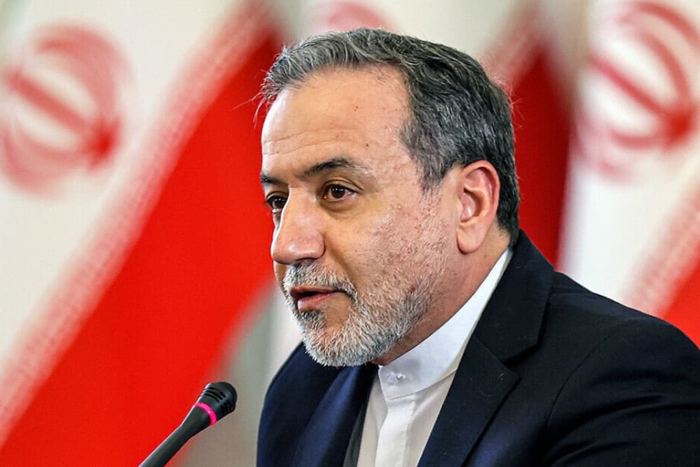 Araqchi: The effect of active radio waves will also reach the cities of the Persian Gulf.