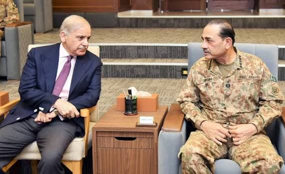 The Prime Minister and Army Chief of Pakistan are visiting Saudi Arabia.