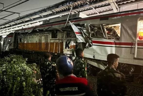 In a train collision in Indonesia, four people have been killed and 38 others injured.