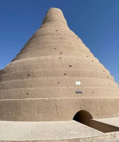 يخچال هاى خشتى، نمونه اى از هوشمندى معمارى انباريخ در كوير سوزان.
