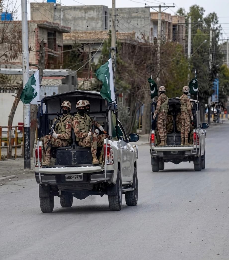 در بلوچستان، یک زن پولیس و یک استاد دانشگاه کشته شده‌اند