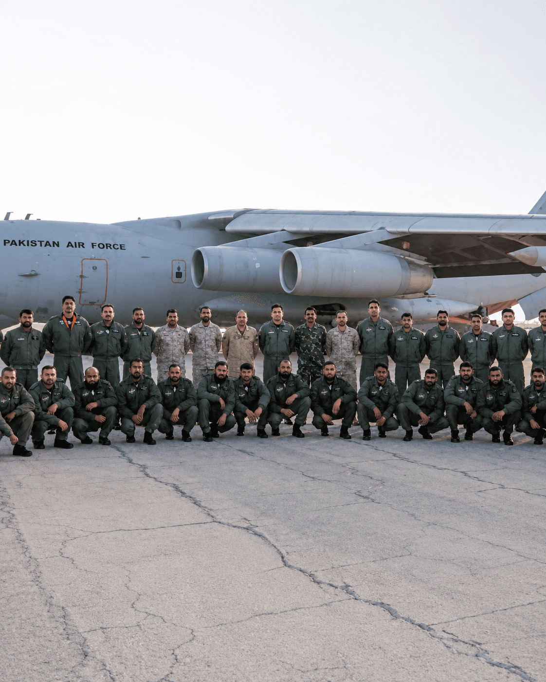 Pakistan has deployed 8 thousand military personnel and military equipment to Saudi Arabia.