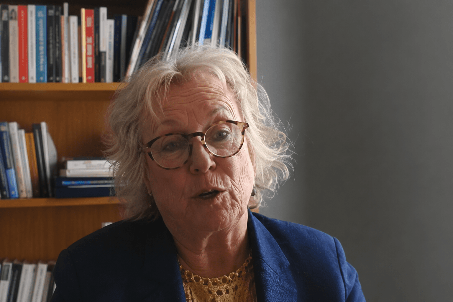 A member of the British House of lords called for global consensus to defend the rights of Afghan girls.