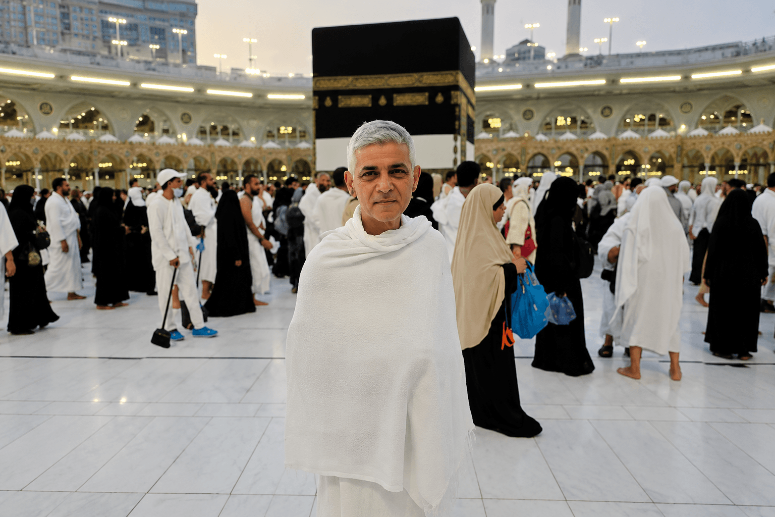 صادق خان شهردار مسلمان لندن، در مراسم حج امسال شركت كرد.