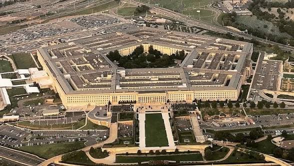 Pentagon prohibits reporters from accessing its press office.