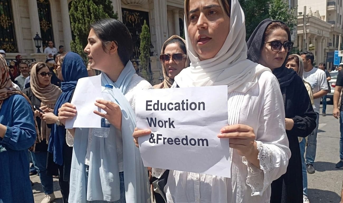 افغان لاریون کوونکو په تهران کې د افغانستان د ښځو لپاره د لا زیات ملاتړ غوښتنه وکړه.