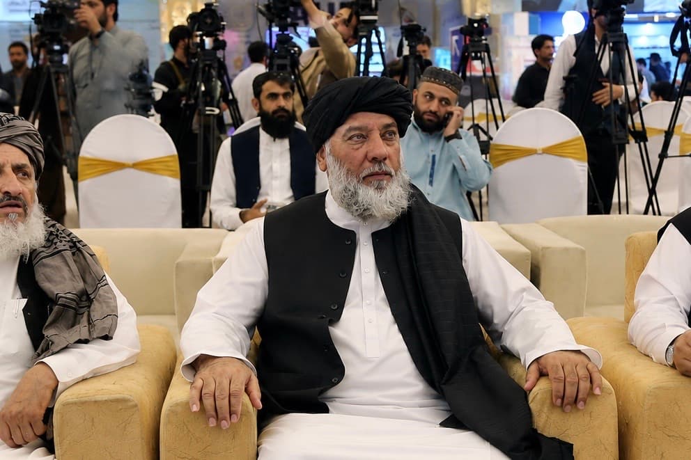 د صنعت او كانونو نندارتون كې د یو ميليارد ډالرو په ارزښت ۵۰ هوكړه  ليكونه لاسليک شوي.
