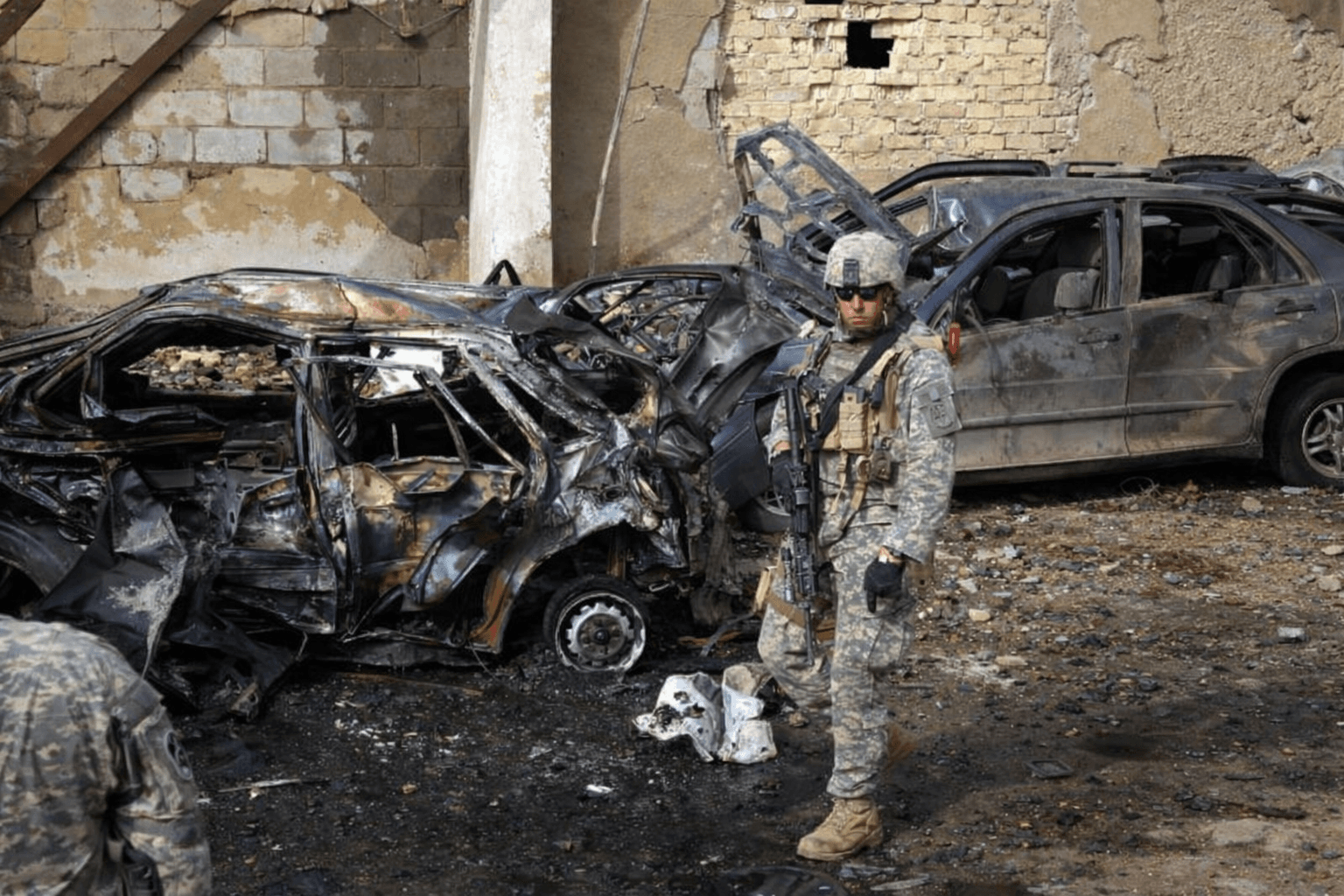 CENTCOM: One U.S. service member killed and another injured in northern Iraq.