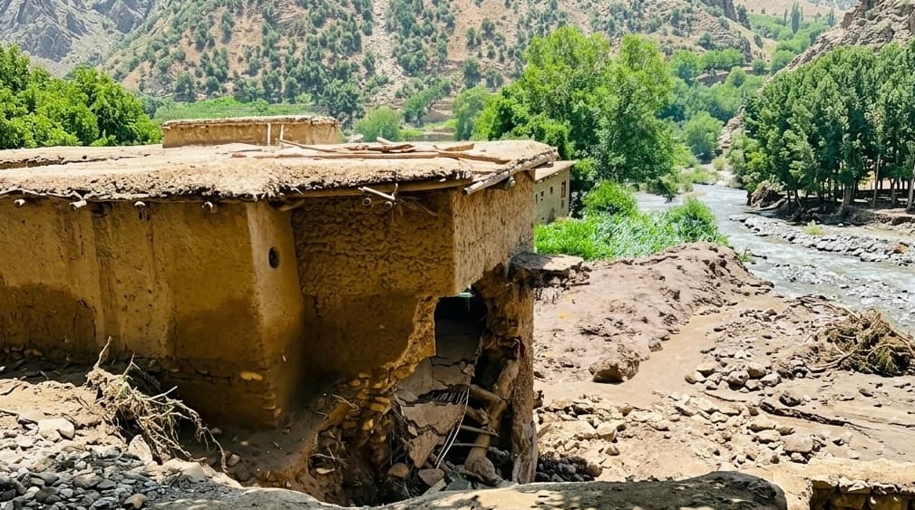 فروريختن يک خانه در ننگرهار جان پنج عضو يک خانواده را گرفت.