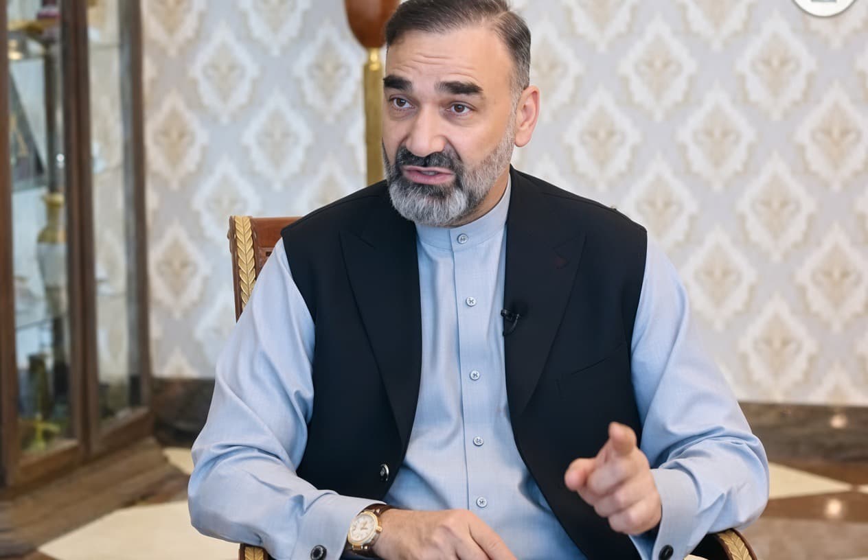 عطا محمد نور: د افغانستان د اوسني وضعیت تر ټولو ډېر مسؤلیت د حامد کرزي پر غاړه دی.