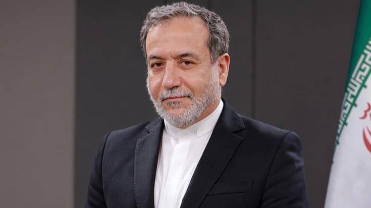 وزير خارجه ايران عمليات اقتصادى امريكا را سياست شكست خورده خواند.