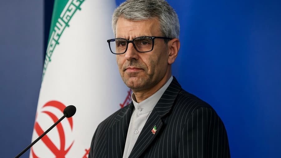 د ایران د بهرنیو چارو وزارت: له اټومي بم څخه هم خطرناکه د بمبارۍ عادي کول دي.
