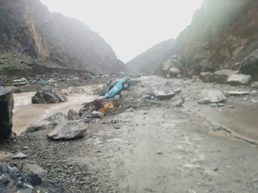 Closure of Kabul-Jalalabad Highway due to flooding and landslide.