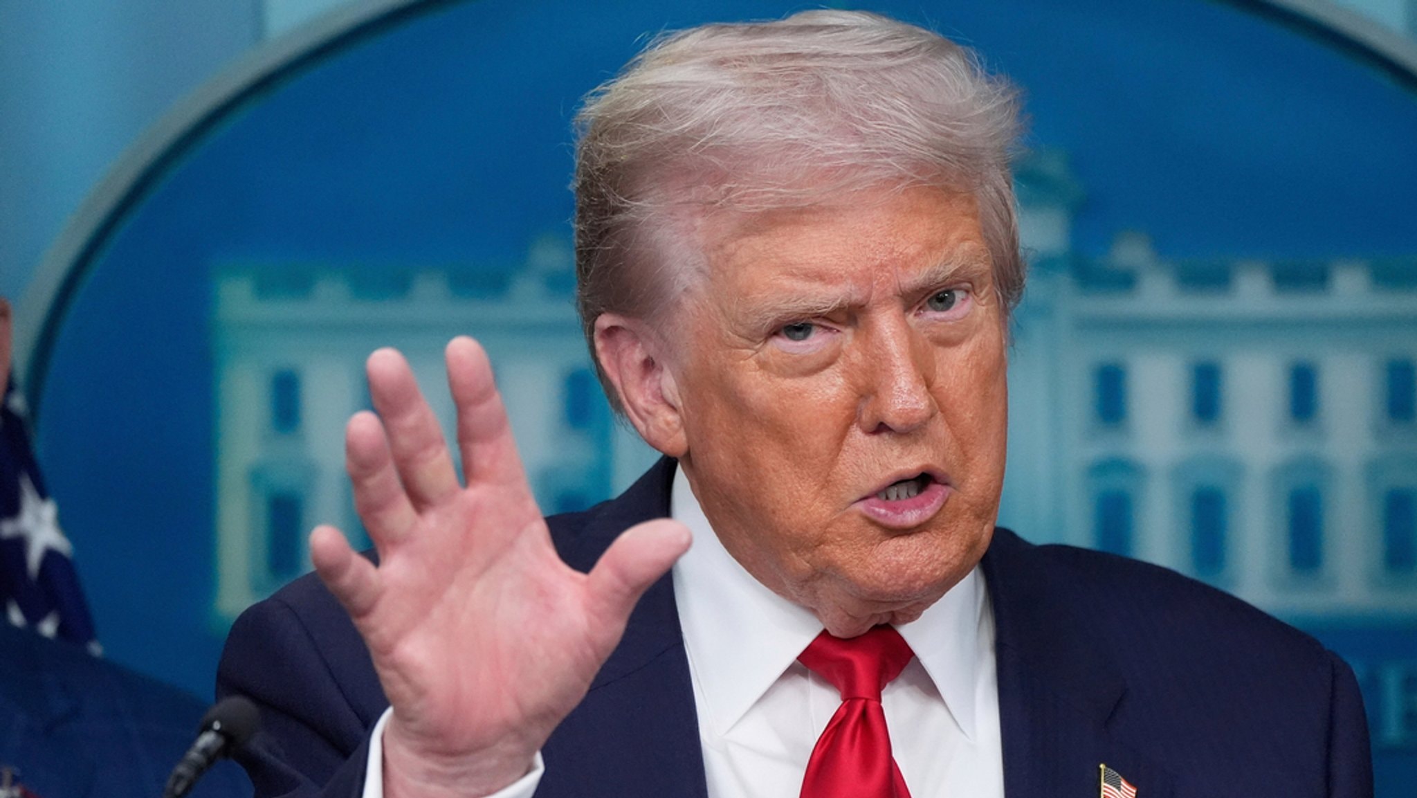 Trump: Iran Must Open the Strait of Hormuz Within 48 Hours.