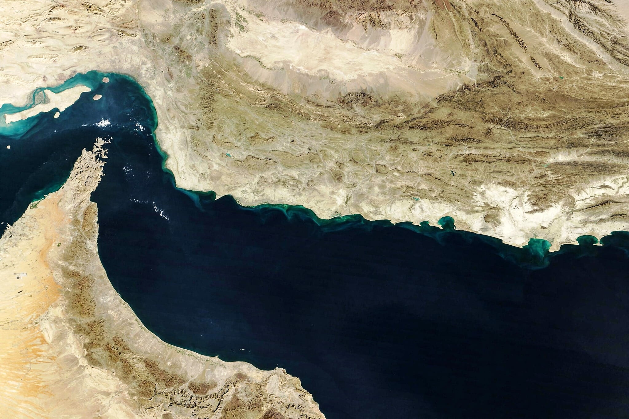 Reuters: If the situation goes out of control, Iran’s allies will also close the Bab el-Mandeb Strait.