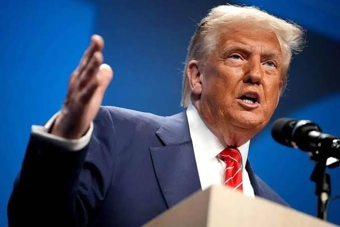 Trump: Iran’s oil storage has reached a critical point; a “natural explosion” at Iran’s oil wells is possible.