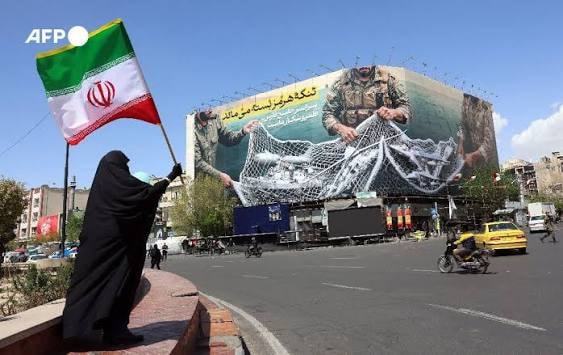 Bahrain announced the arrest of individuals on charges of having ties with Iran’s Revolutionary Guards.