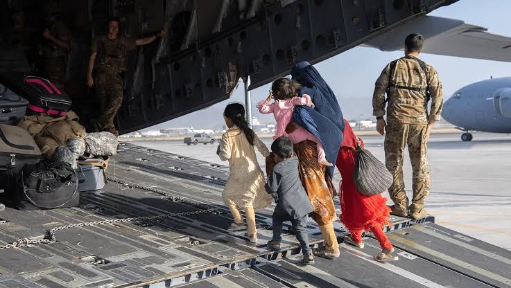 Qatar has asked the United States to remove all Afghan refugees from the country by September 2024.