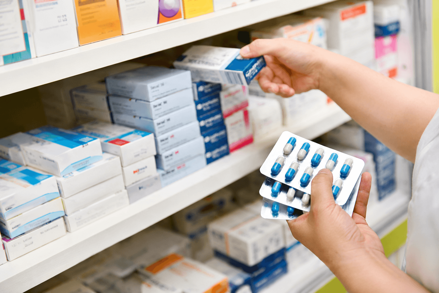 Russian pharmaceutical company begins exporting medicines to Afghanistan.