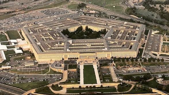 Pentagon prohibits reporters from accessing its press office.