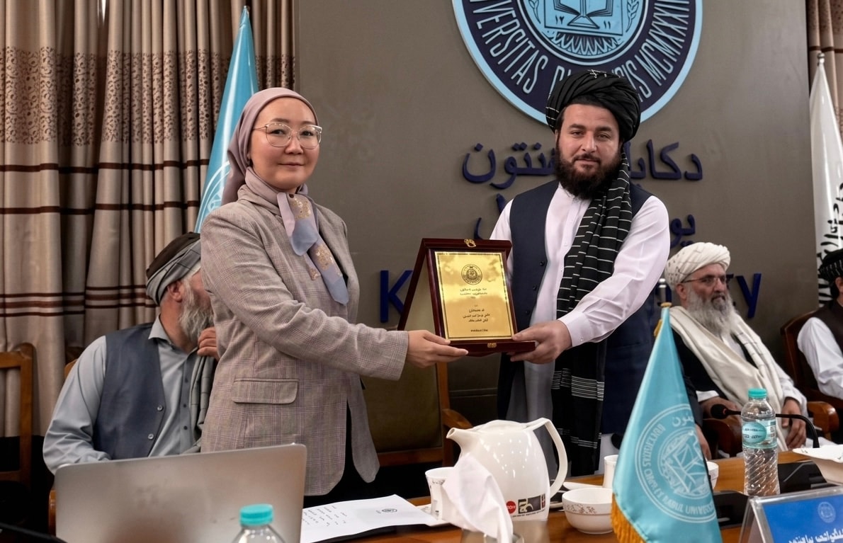 د افغانستان او قزاقستان ترمنځ د پوهنتونونو د همکارۍ هوکړه‌لیک لاسلیک شو.