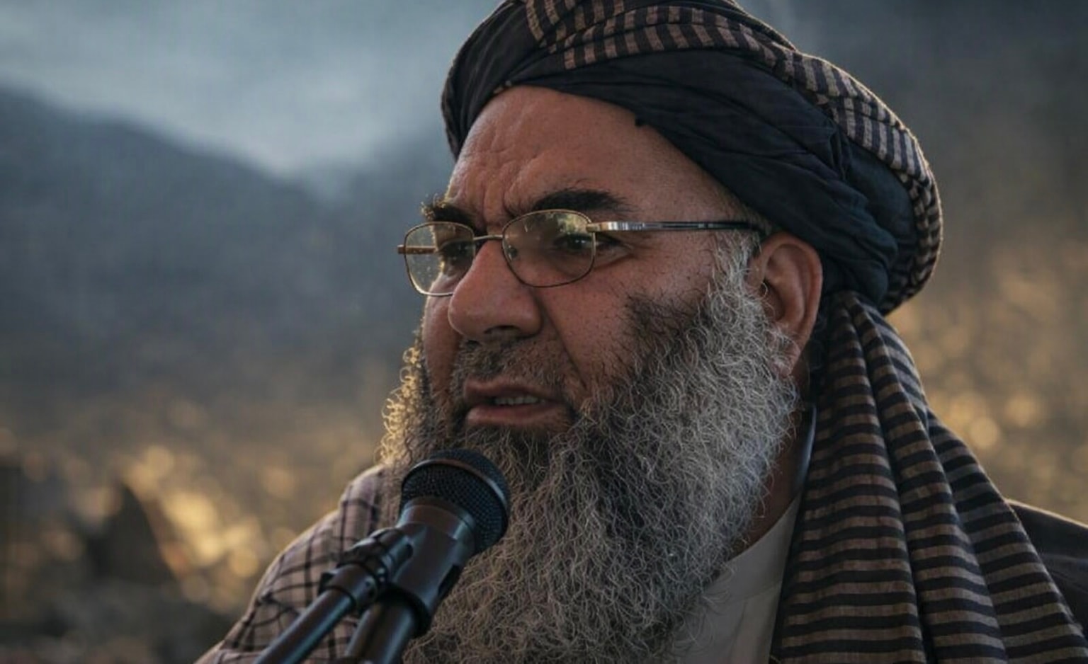 Taliban governor in Badakhshan calls on armed opposition to cease fighting.