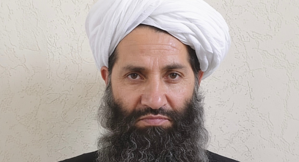 Hibatullah: Students should acquire both religious and modern knowledge and be prepared to defend their country.