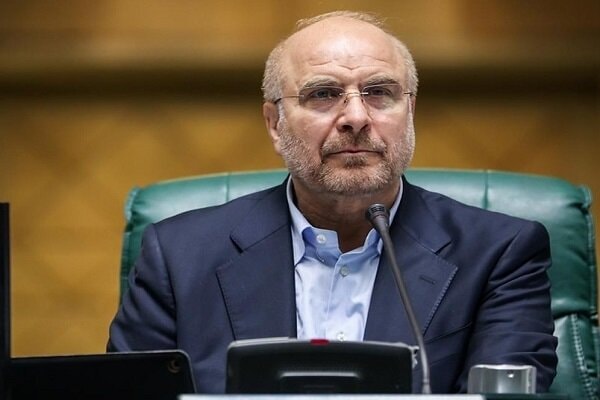 محمد باقر قالیباف د اووم پرلهپسې کال لپاره د ایران د پارلمان د رئیس په توګه وټاکل شو.