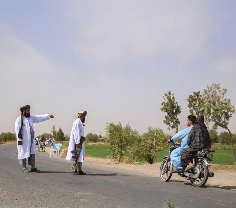 Officials from the Department for the Promotion of Virtue and Prevention of Vice in Herat have detained women for allegedly failing to comply with hijab requirements.