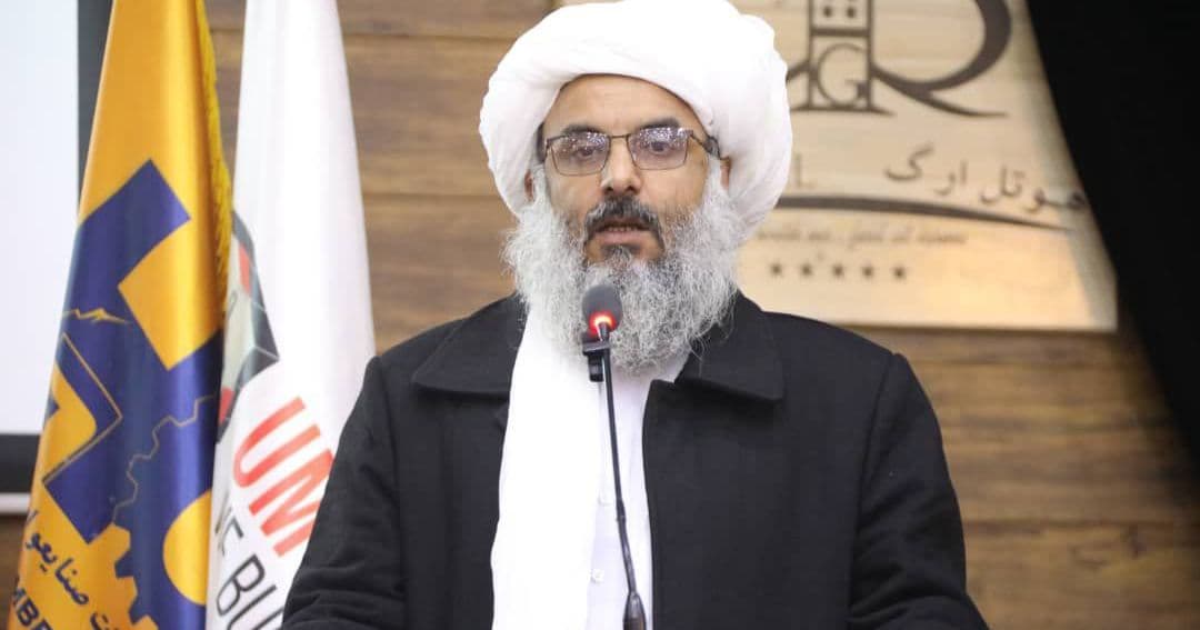په هرات کې وروستیو کړکېچونو سره هممهاله، د دې ولایت والي کابل ته لاړ.