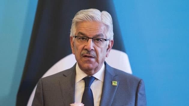 خواجه آصف: د طالبانو سره خبرې بې پايلې دي، د افغانستان خاوره د پاكستان پر ضد كارول كېږي.