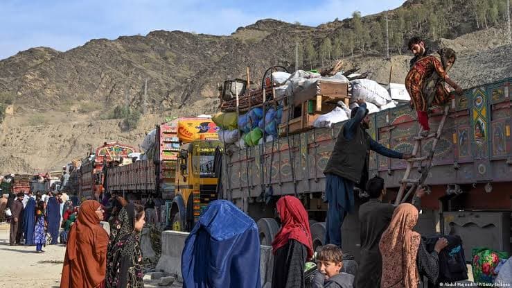 On Sunday,2,579 Afghans were forcibly deported from Pakistan and Iran to Afghanistan.
