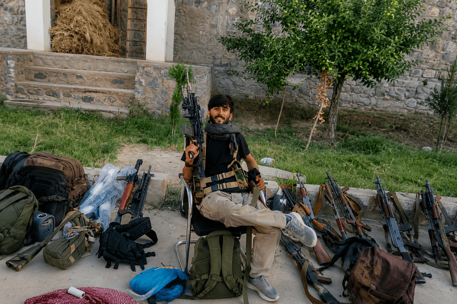 What kind of group is the Homeland Soldiers Front, and who us Abdul Qayum Malang?