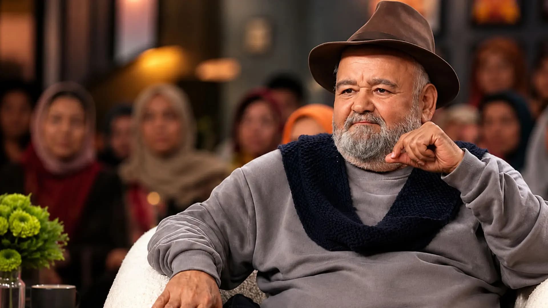 Akbar Abdi, after many years of distinguished work in Iranian television and cinema, has passed away.