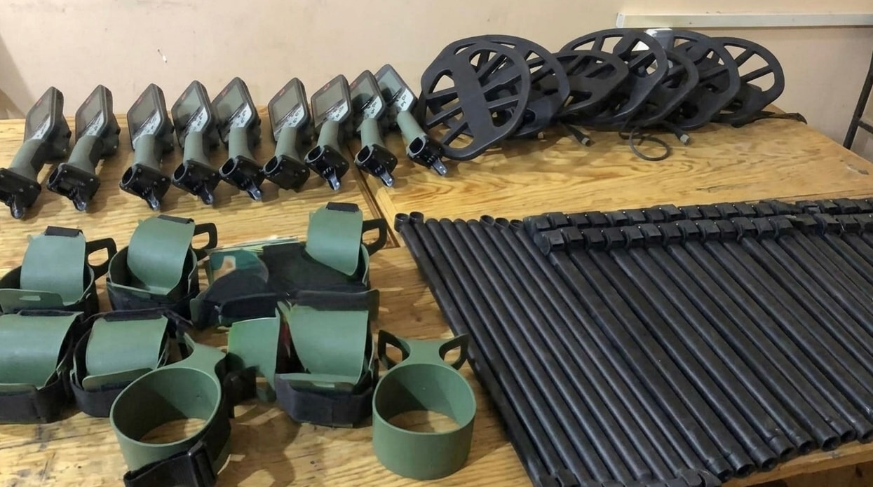 Taliban announce the discovery and seizure of 10 metal detectors in Herat.