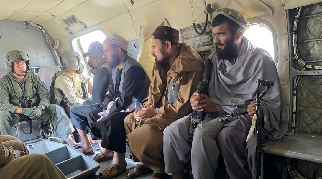 جمعهخان فاتح به طالبان تسلیم شد.