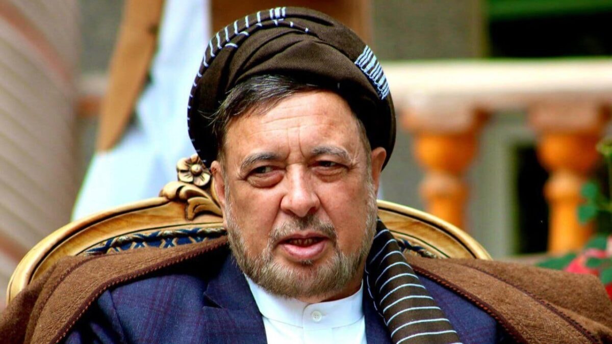 محمد محقق: د کابل په لوېدیځ کې د چاودنې مسوولیت د طالبانو پر غاړه دی.
