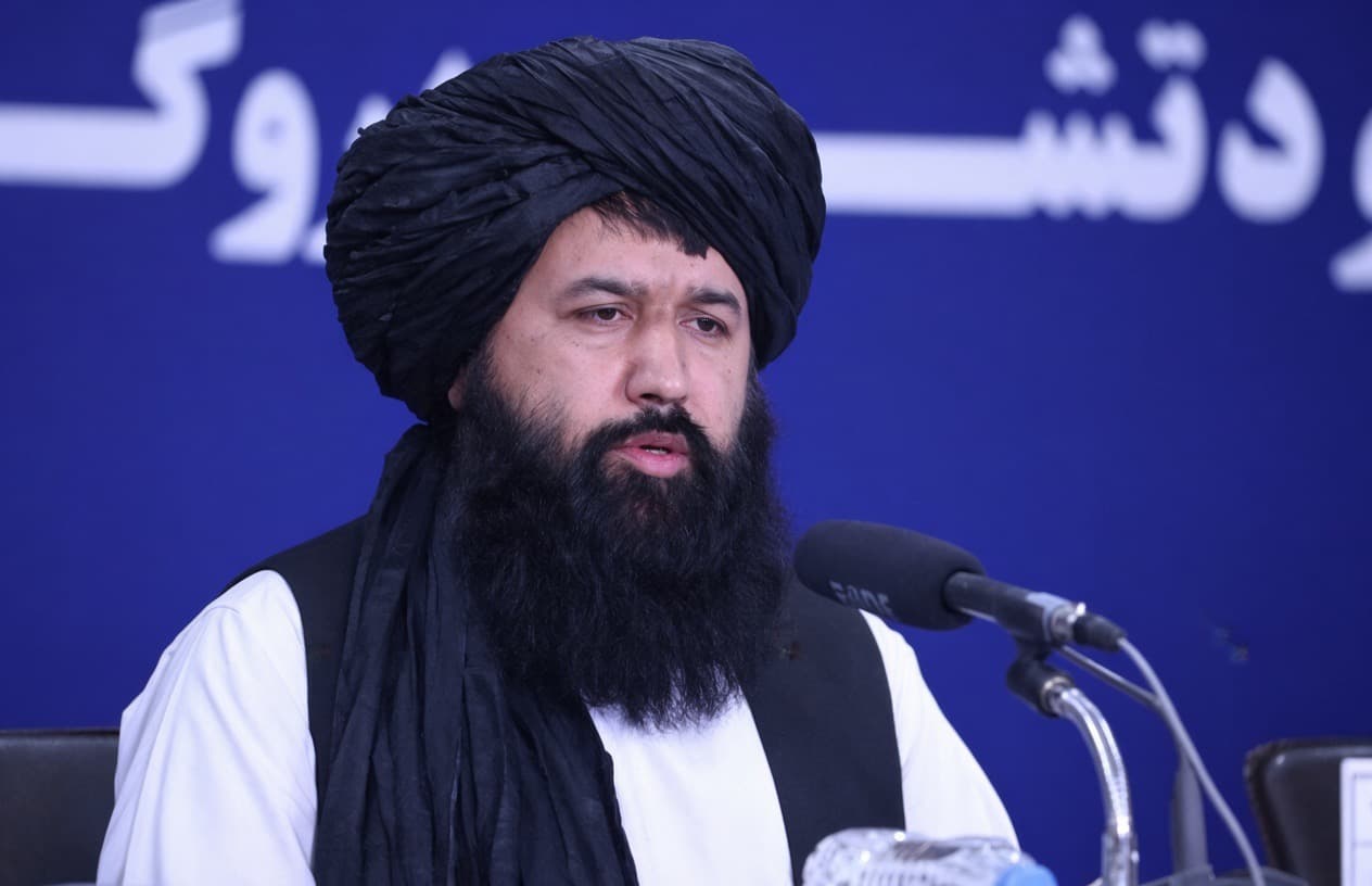 راپورونه: طالبانو د نجونو د تحصیلي اسنادو د تایید د بهیر د درولو شفاهي امر کړی.
