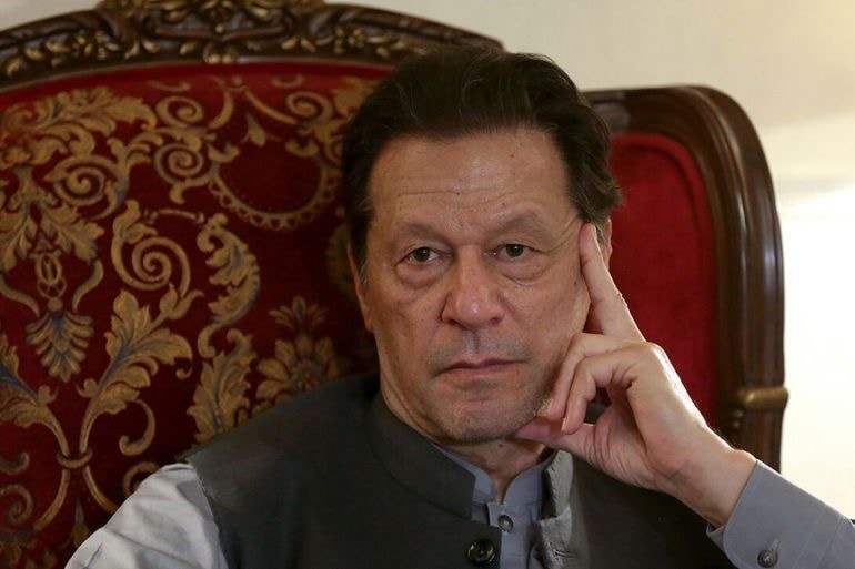 عمران خان له طبي معاینې وروسته بېرته اډیاله زندان ته ولېږدول شو.