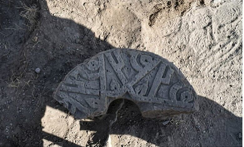 A stone bearing the name of the Prophet Muhammad six times in Kufic script has been discovered in Turkey.
